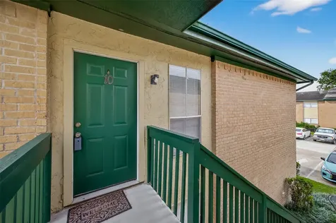 1516 Bay Area Boulevard H10 Houston TX 77058