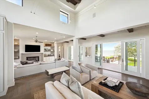 633 Quintana Roo Place Seabrook TX 77586