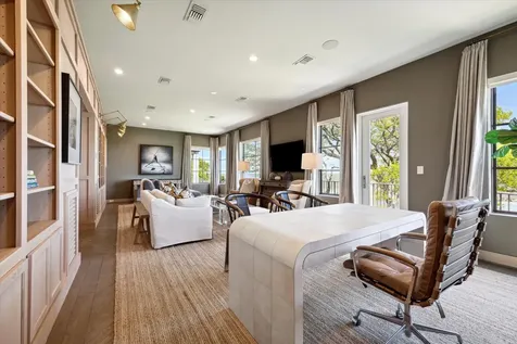 633 Quintana Roo Place Seabrook TX 77586