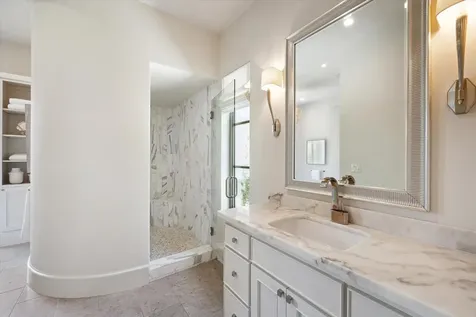 633 Quintana Roo Place Seabrook TX 77586