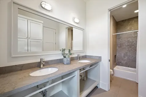 633 Quintana Roo Place Seabrook TX 77586