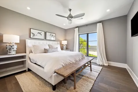 633 Quintana Roo Place Seabrook TX 77586