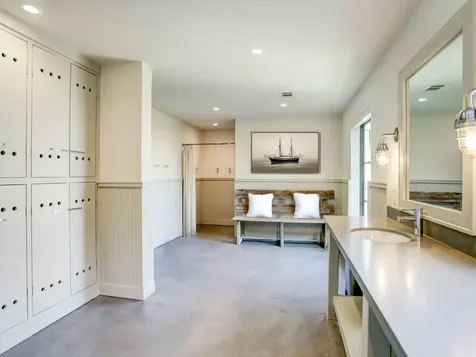 633 Quintana Roo Place Seabrook TX 77586
