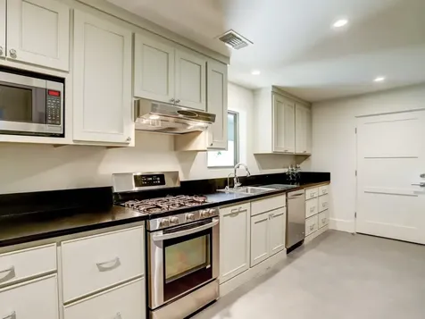 633 Quintana Roo Place Seabrook TX 77586
