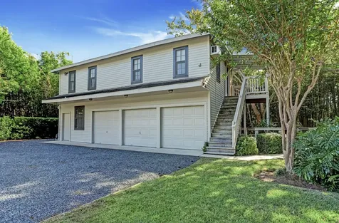 633 Quintana Roo Place Seabrook TX 77586