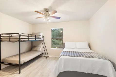 207 Foster Street Tomball TX 77375