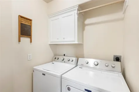 207 Foster Street Tomball TX 77375