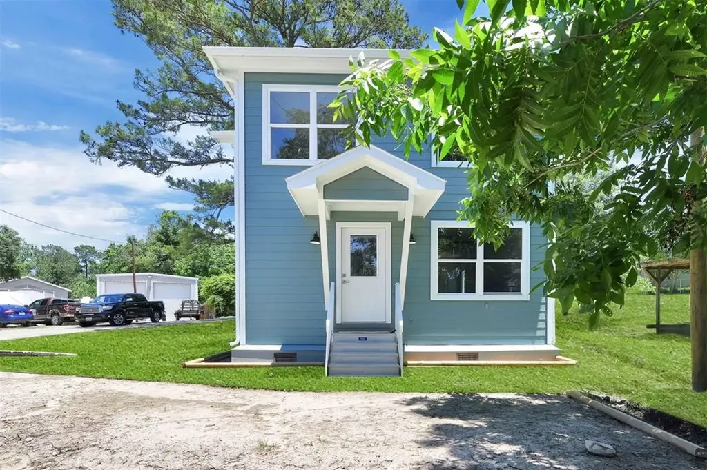189 W Lakeview Onalaska TX 77360