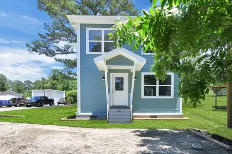 189 W Lakeview Onalaska TX 77360