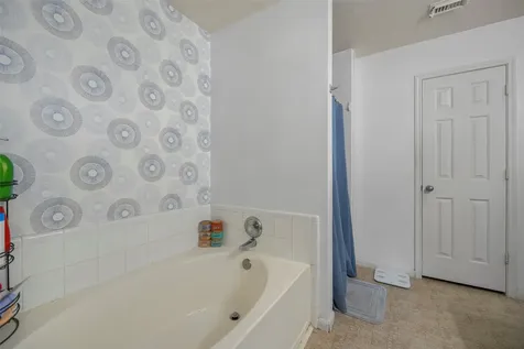 6923 Grant Drive Magnolia TX 77354