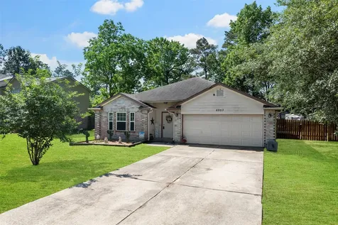 6923 Grant Drive Magnolia TX 77354