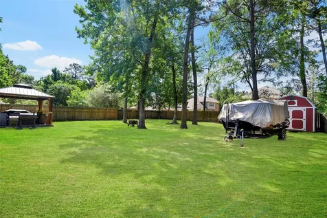 6923 Grant Drive Magnolia TX 77354