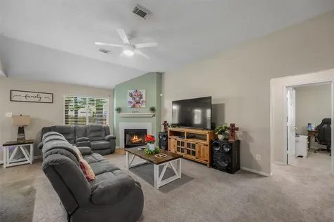 6923 Grant Drive Magnolia TX 77354