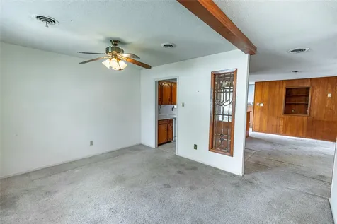 1092 South Holland Street Bellville TX 77418