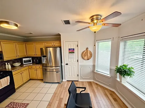 1015 Green Meadow Street Beaumont TX 77706