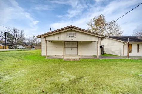 6433 Eastland Street Houston TX 77028