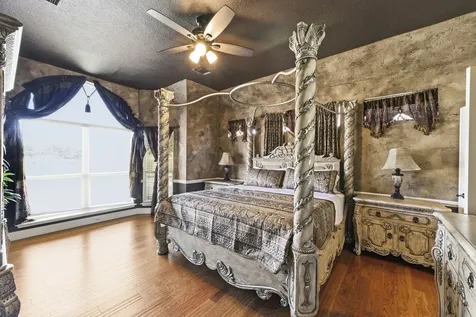 11823 Canyon Mills Drive Houston TX 77095