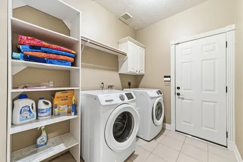 11823 Canyon Mills Drive Houston TX 77095