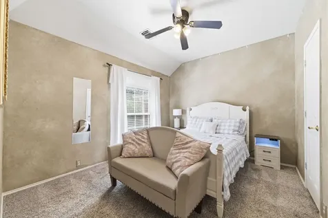 11823 Canyon Mills Drive Houston TX 77095