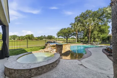 11823 Canyon Mills Drive Houston TX 77095