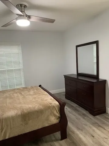 355 N Post Oak Lane 641 Houston TX 77024