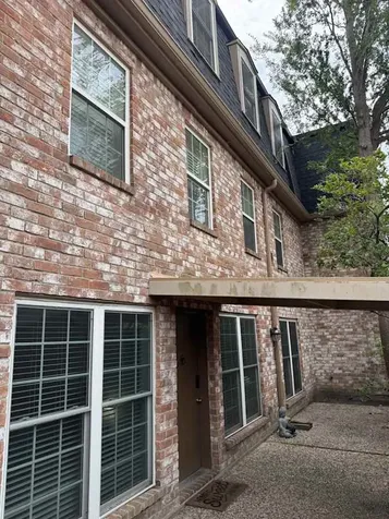355 N Post Oak Lane 641 Houston TX 77024