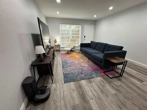 355 N Post Oak Lane 641 Houston TX 77024