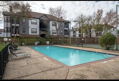 10811 Richmond Avenue 72 Houston TX 77042