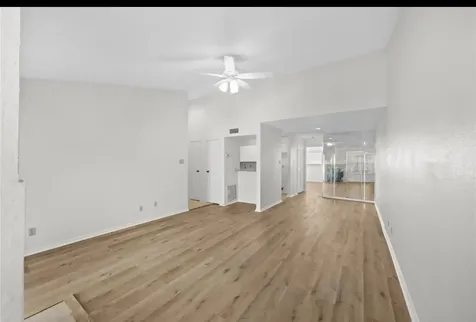 10811 Richmond Avenue 72 Houston TX 77042