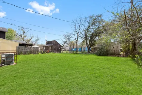 4922 Alvin Street Houston TX 77033