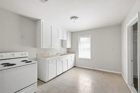 4922 Alvin Street Houston TX 77033