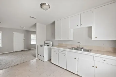 4922 Alvin Street Houston TX 77033