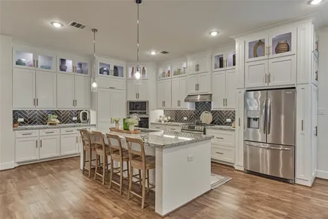 71 Victoria Drive W Montgomery TX 77356