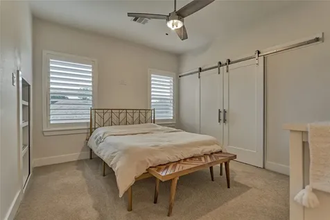 71 Victoria Drive W Montgomery TX 77356