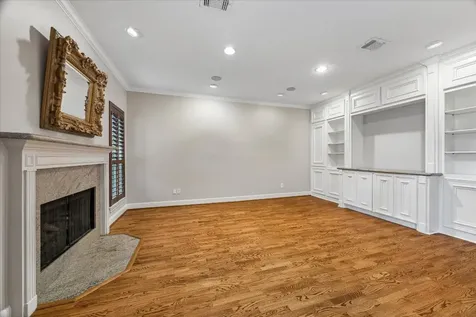 6 Pembrook Court Bellaire TX 77401
