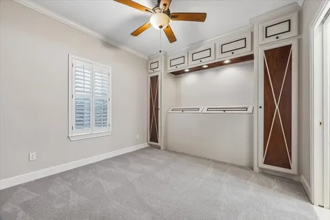 6 Pembrook Court Bellaire TX 77401