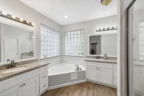 2214 Deer Cove Trail Kingwood TX 77339