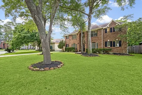 2214 Deer Cove Trail Kingwood TX 77339