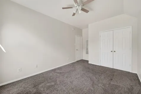 6002 Villa Hills Drive Houston TX 77066
