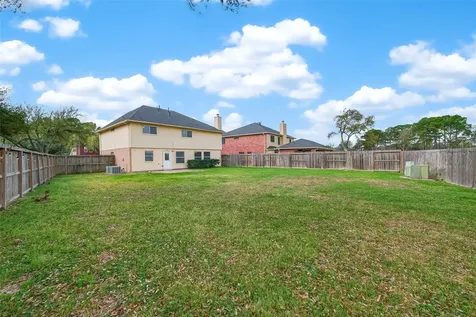 6002 Villa Hills Drive Houston TX 77066