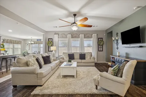 9710 Golden Cypress Drive Rosharon TX 77583