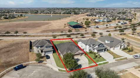 9710 Golden Cypress Drive Rosharon TX 77583