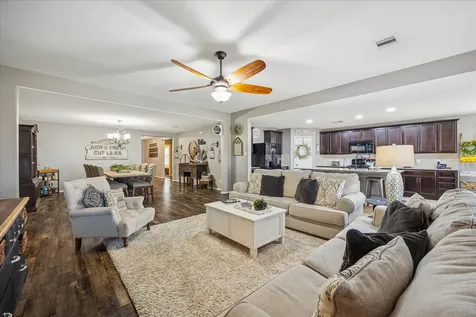 9710 Golden Cypress Drive Rosharon TX 77583