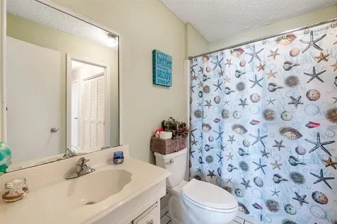 1426 Tiki Drive Tiki Island TX 77554