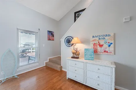1426 Tiki Drive Tiki Island TX 77554