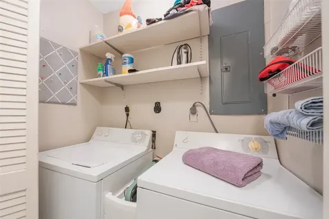 1426 Tiki Drive Tiki Island TX 77554