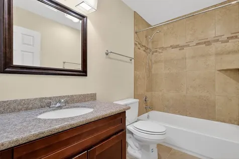 6119 Shadow Isle Lane Houston TX 77084