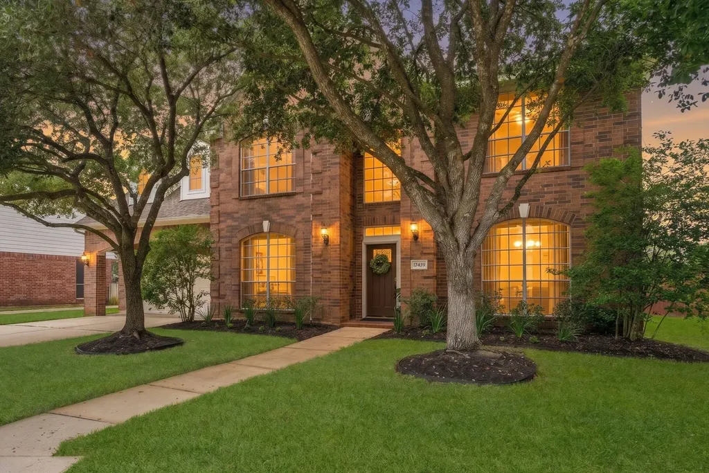17439 Sweet Song Drive Tomball TX 77377