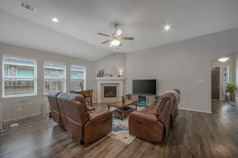 122 Hollow Terrace Court Tomball TX 77375