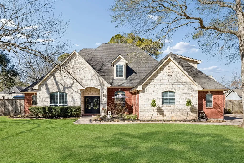 2217 Bernie Avenue Rosenberg TX 77471